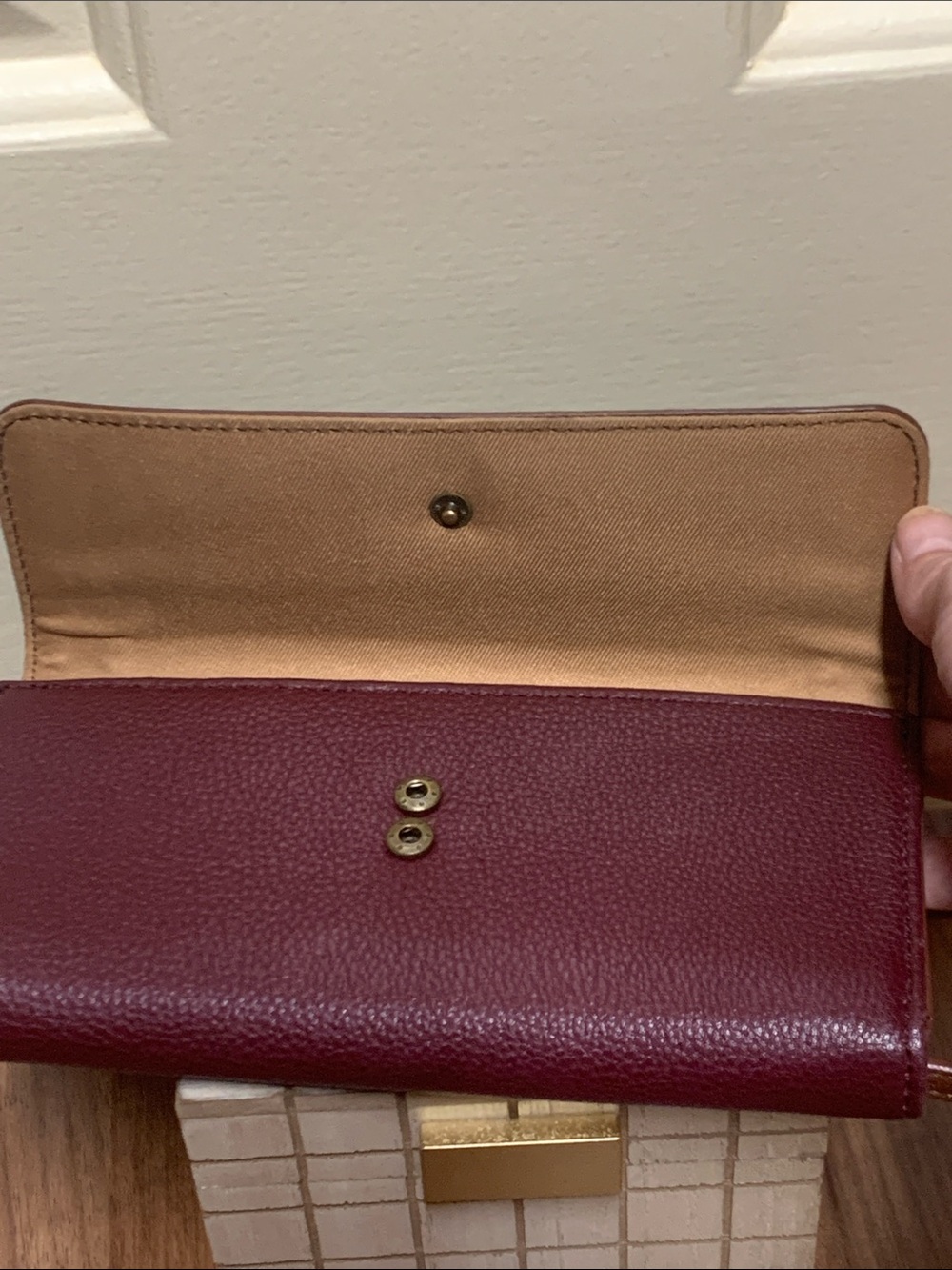 The SAK Leather Wallet - Picture 6 of 16